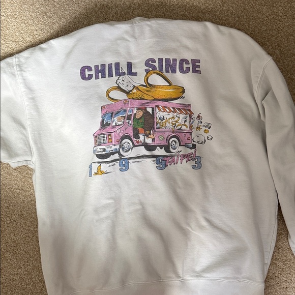 Brandy Melville Chill Since Taipei Hoodie - Picture 2 of 2